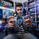 sl-31-smartphone-cooling-fan-attached-to-the-gamer-mobile.webp